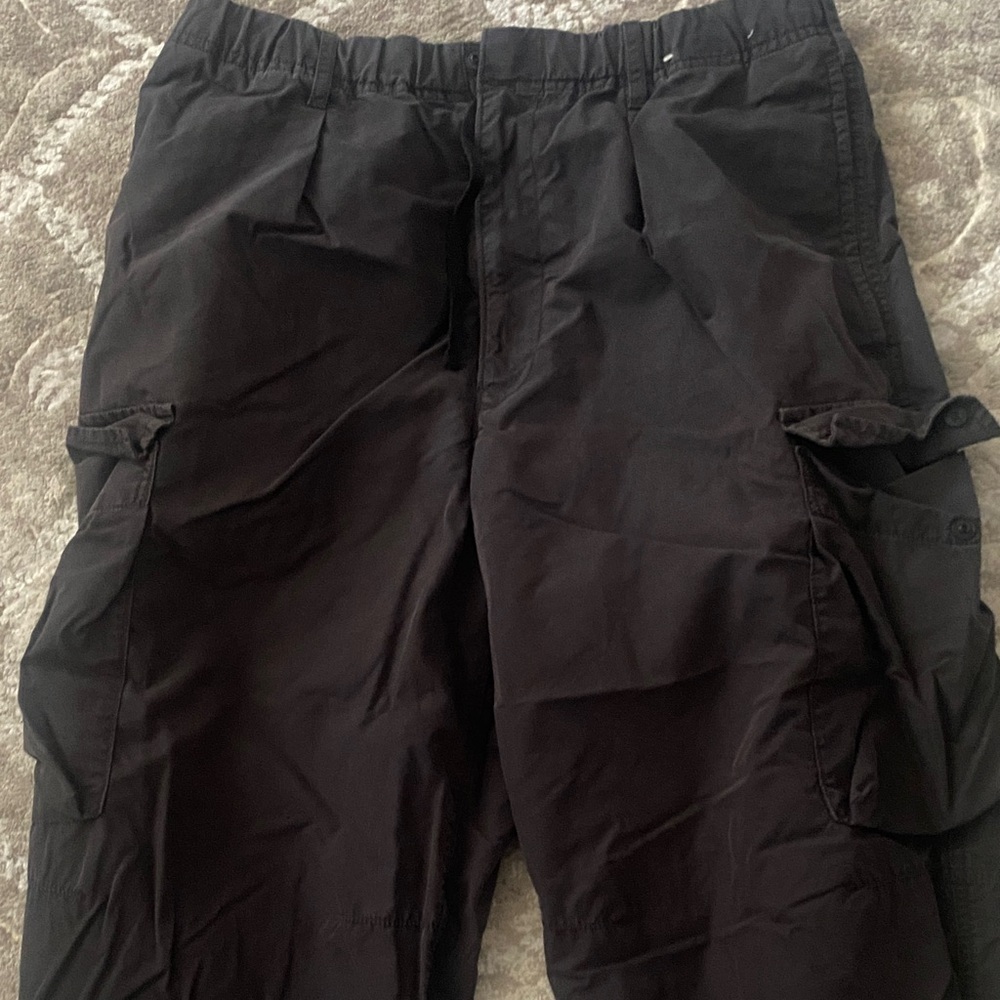 Uniqlo Men's Dark Cargo Pants